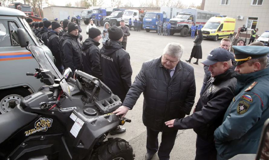 Вице-губернатор Сергей Балыкин оценил готовность спасательной техники Оренбуржья к зиме