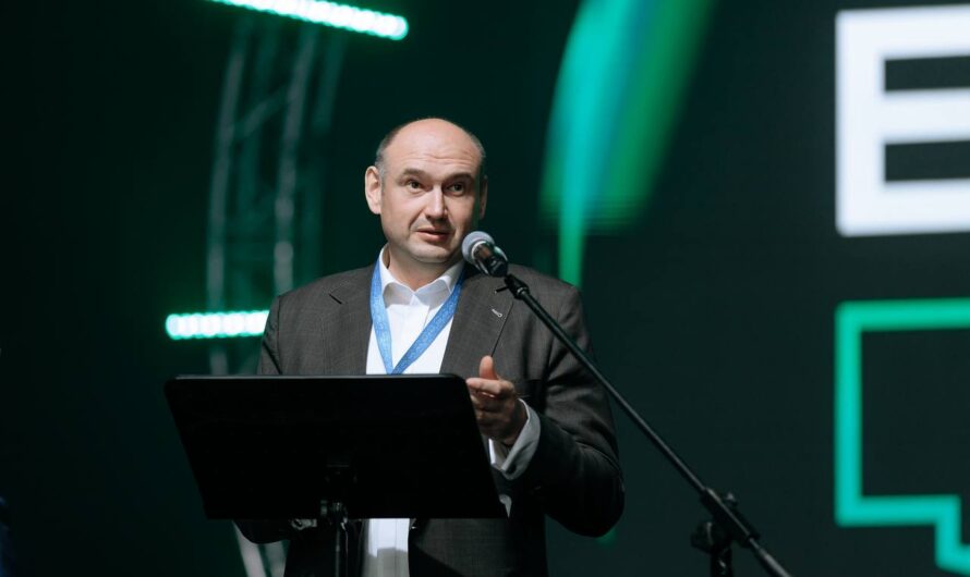 Евгений Солнцев призвал участников форума «Евразия Global» укреплять культурные мосты