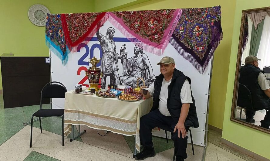 В Ясном на избирательных участках детям рисуют аквагрим, а взрослым предлагают спеть в караоке