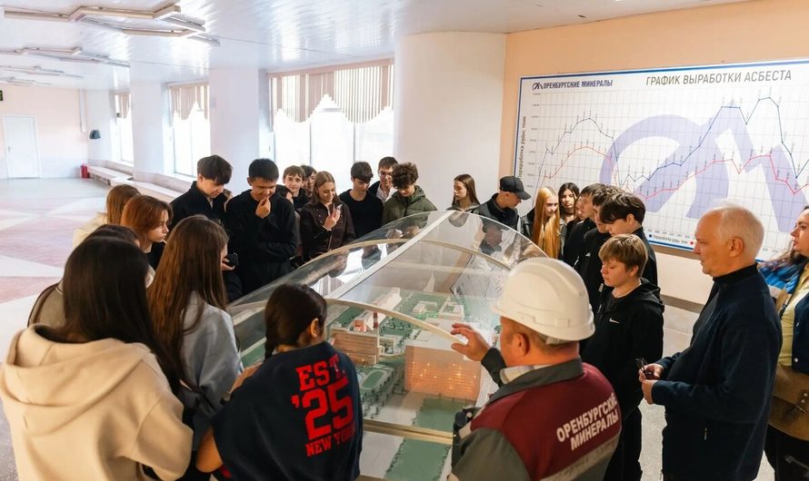 Школьникам Ясного показали путь в профессию